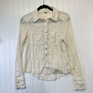 Beachy Free People//Cotton Sheer Button Down small